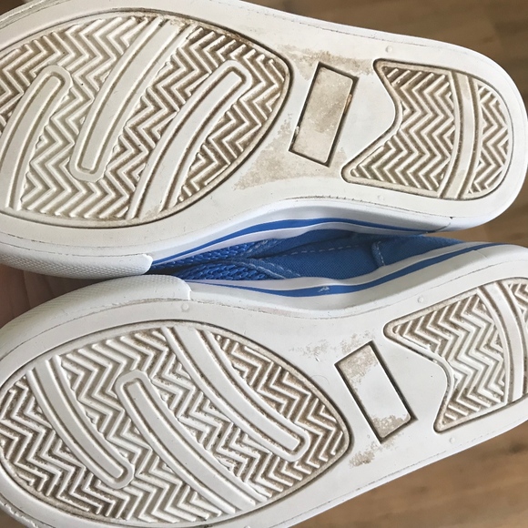 🦊 Gymboree Perforated Slip On Sneakers - Picture 5 of 6